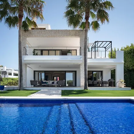 Eva Olivos Nueva Andalucia * Marbella