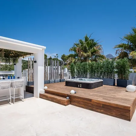 Villa Eva Olivos Nueva Andalucia